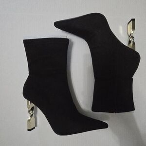 Azalea Wang Bearnaise Black Novelty Heel Bootie (brand new)